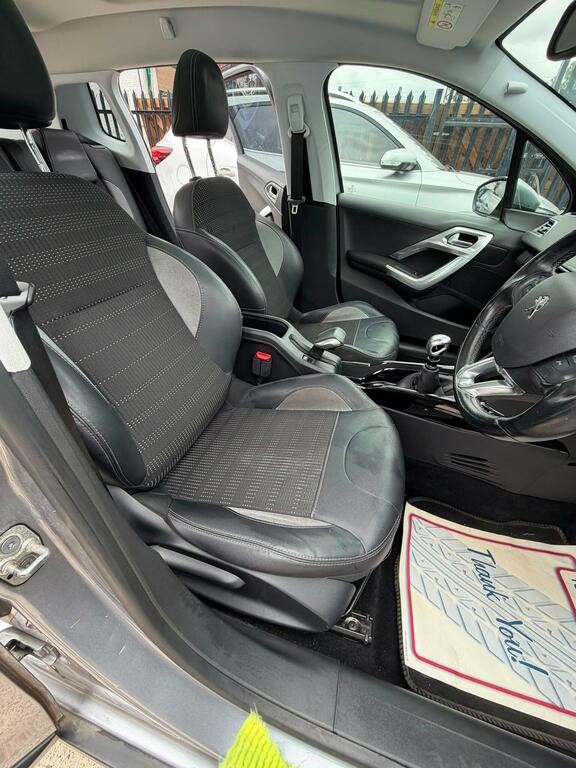Peugeot 2008 2008 Active Puretech Ss Grey #13