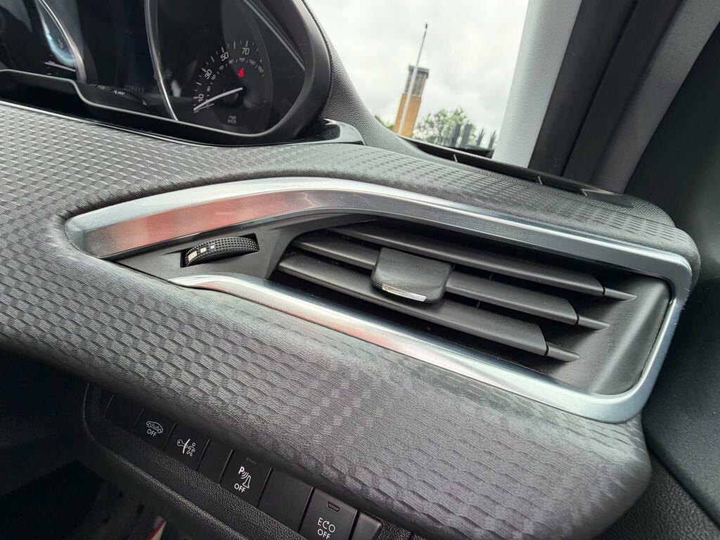 Peugeot 2008 2008 Active Puretech Ss Grey #23