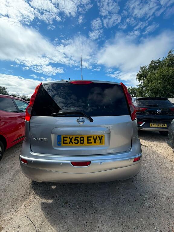 Nissan Note Tekna Silver #6