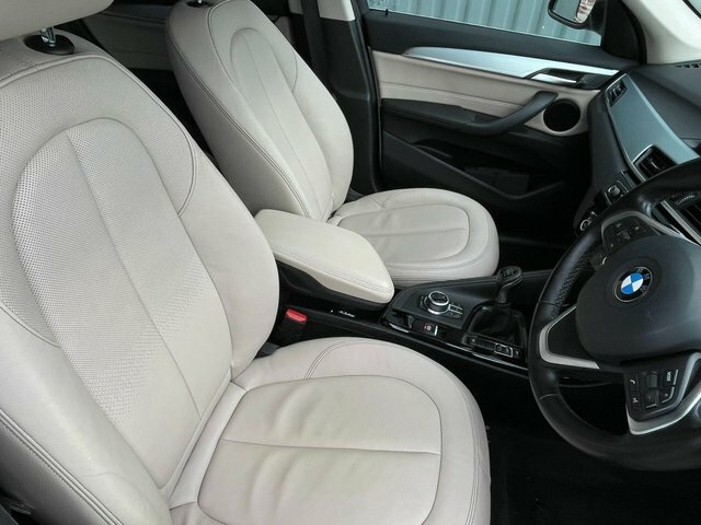 BMW X1 Suv  #16