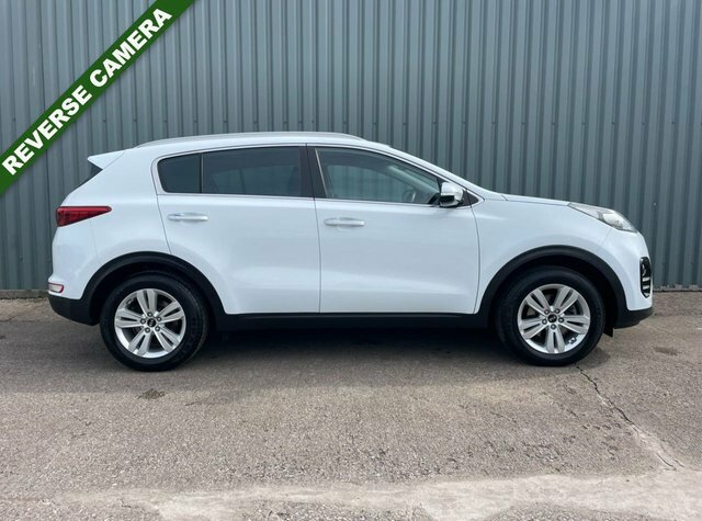 Kia Sportage 2016 1.6 Gdi 2 Suv Euro 6 Ss White #3