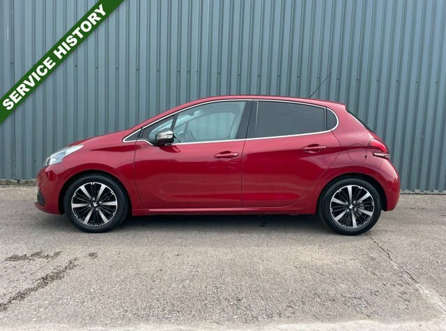 Peugeot 208 2018 1.2 Puretech Allure Premium Hatchback Pet Red #4