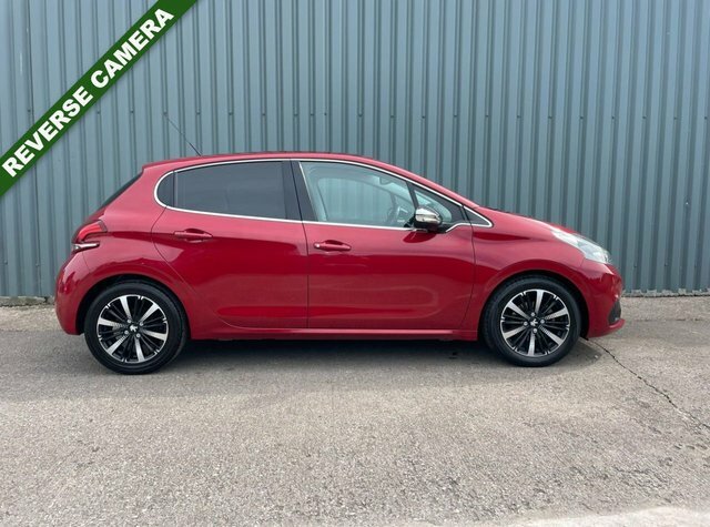 Peugeot 208 2018 1.2 Puretech Allure Premium Hatchback Pet Red #3