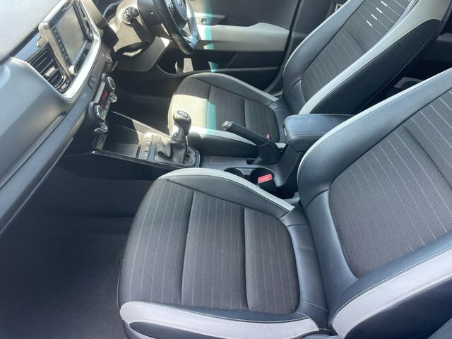Kia Stonic 1.4 2 Isg 98 Bhp Black #14