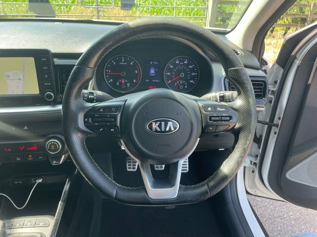 Kia Stonic 1.4 2 Isg 98 Bhp Black #7