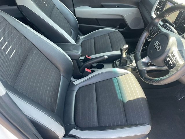 Kia Stonic 1.4 2 Isg 98 Bhp Black #9