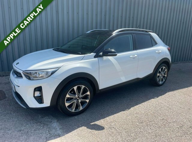 Kia Stonic 2018 1.6 Crdi First Edition Suv White #2
