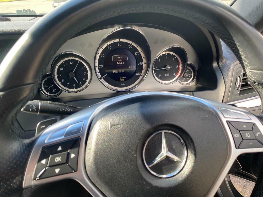 Mercedes-Benz E Class E350 Sport Cdi Blueefficiency 265 Black #26