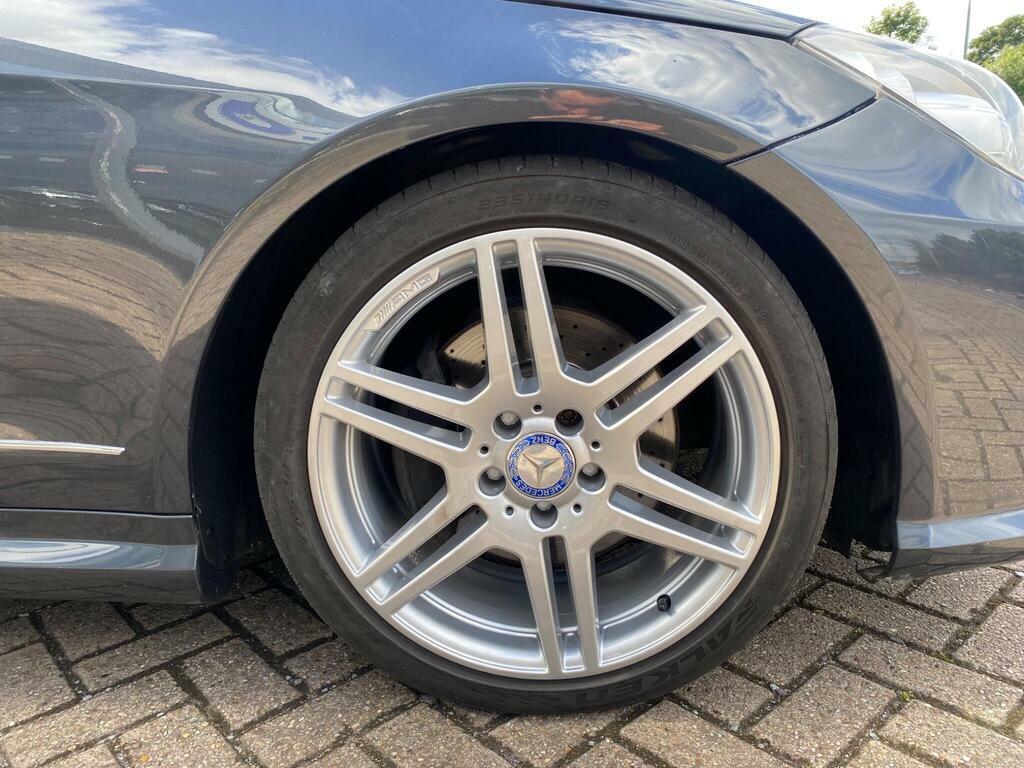 Mercedes-Benz E Class E350 Sport Cdi Blueefficiency 265 Black #12