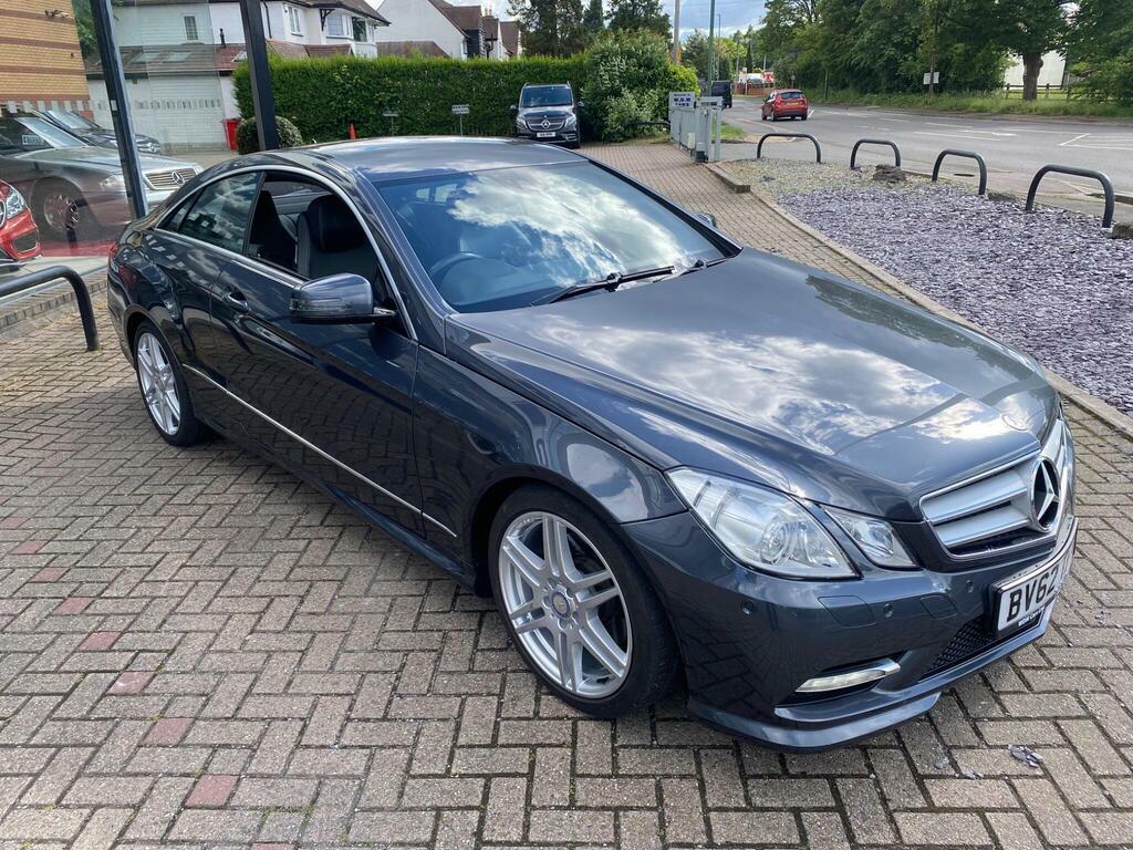 Mercedes-Benz E Class E350 Sport Cdi Blueefficiency 265 Black #5