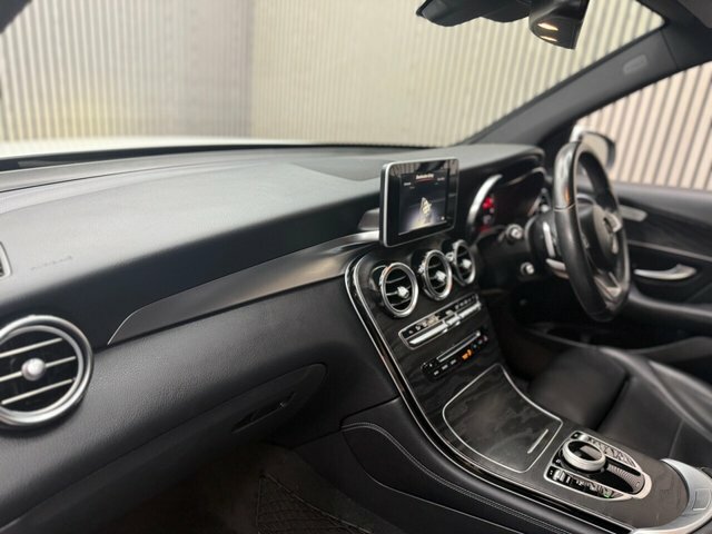 Mercedes-Benz GLC Class 2.1 Glc220d Amg Line Suv G-tronic 4Mat SV18KTY White #5