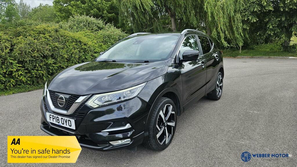 Nissan Qashqai N-connecta Dci Xtronic Red #8