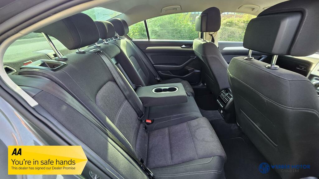 Volkswagen Passat 2.0 Se Business Tdi Bluemotion Tech Dsg 148 Bhp Blue #11
