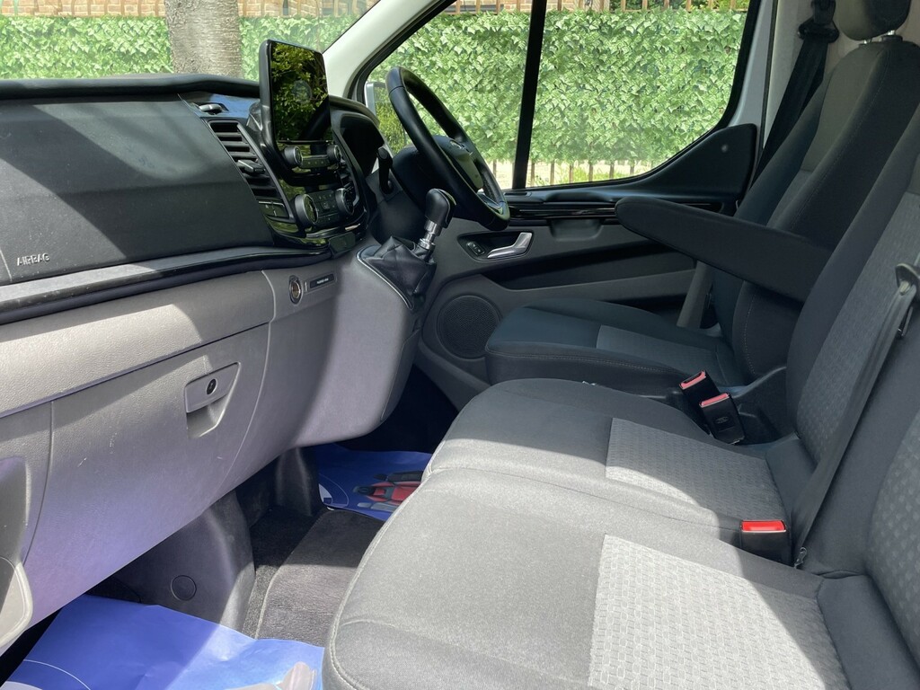 Ford Tourneo Custom 320 Titanium L2 Ecoblue Grey #15