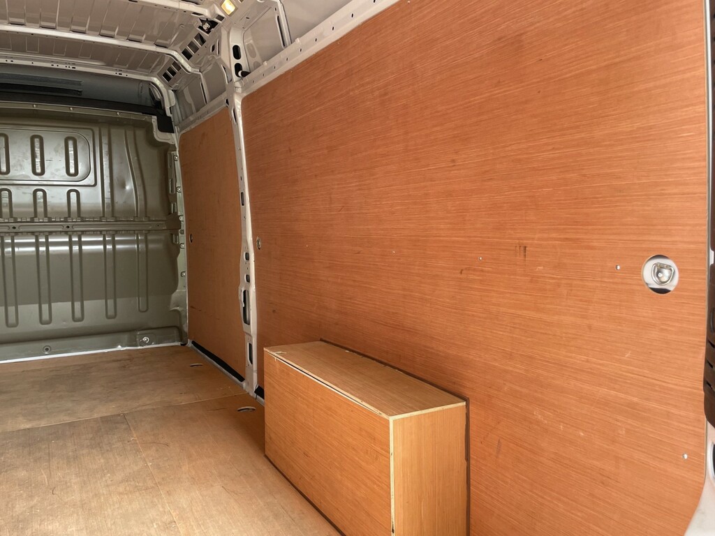 Citroen Relay Enterprise White #12