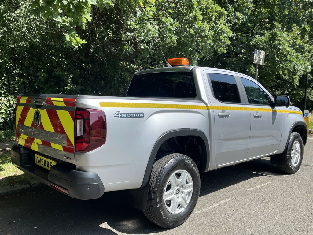 Volkswagen Amarok 2L Style Black #8