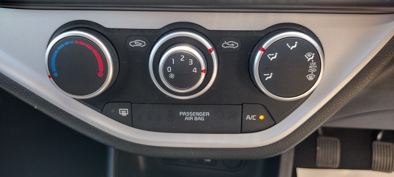 Kia Picanto 1.25 3 White #26