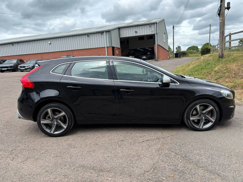 Volvo V40 2.0 D4 R-design Nav Euro 6 Ss AF16ELW #2