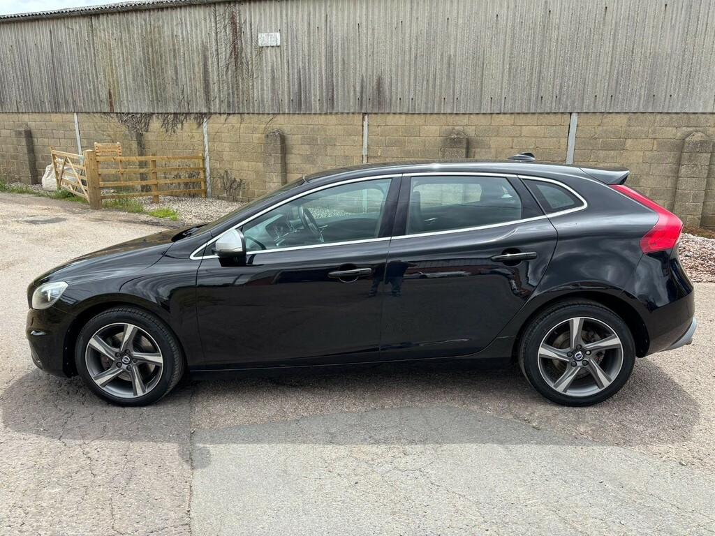 Volvo V40 2.0 D4 R-design Nav Euro 6 Ss AF16ELW #6
