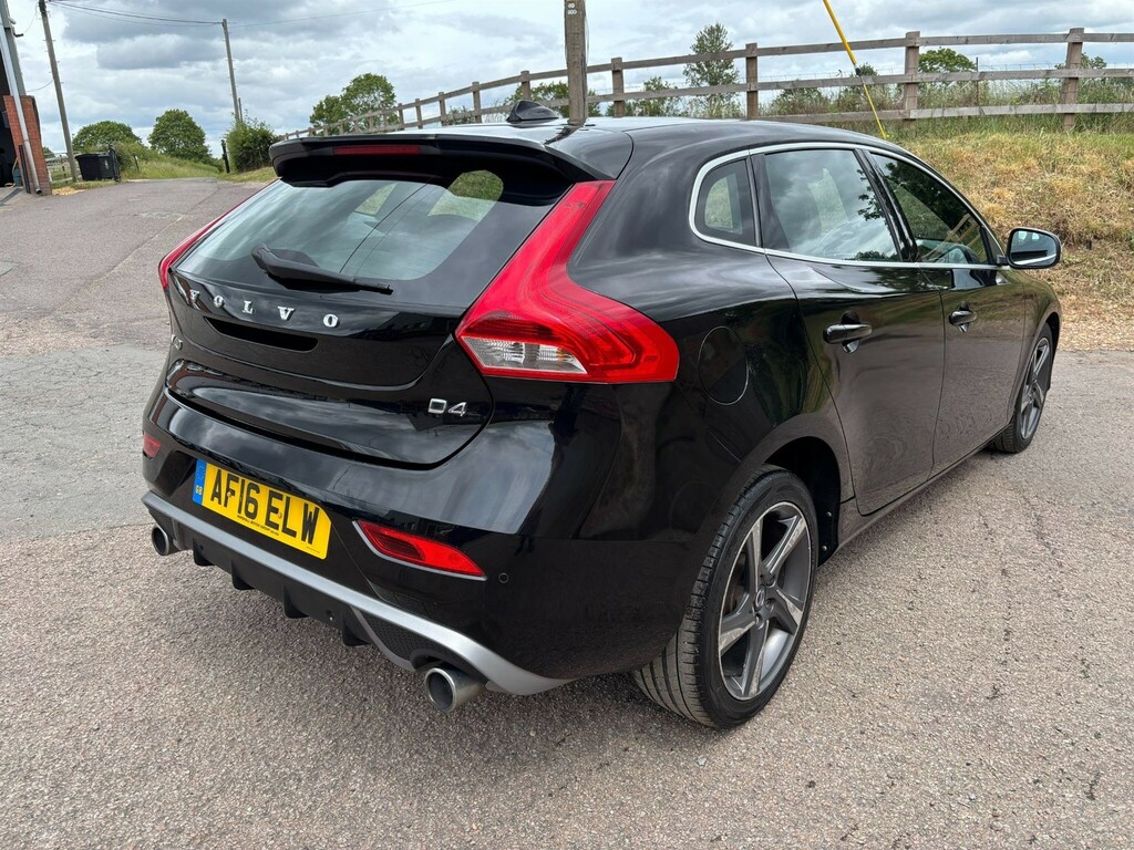 Volvo V40 2.0 D4 R-design Nav Euro 6 Ss AF16ELW #3