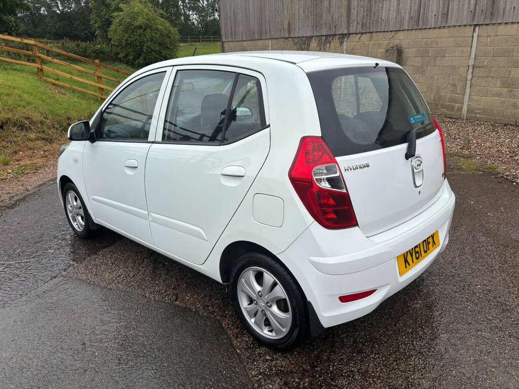 Hyundai I10 Active White #5