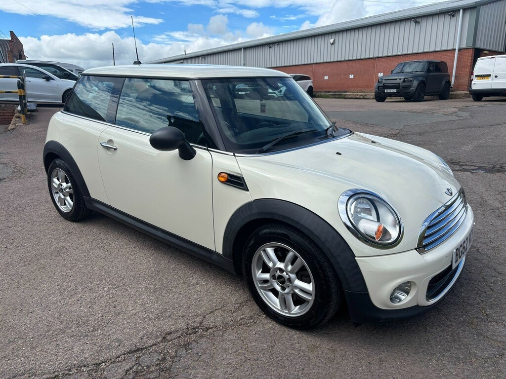 Mini Hatch 1.6 One Euro 5