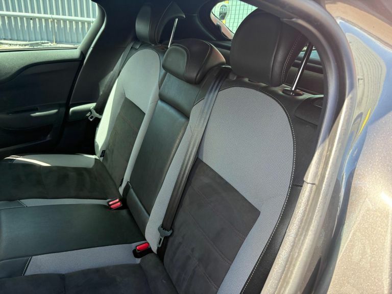DS DS 4 Hatchback Black #10