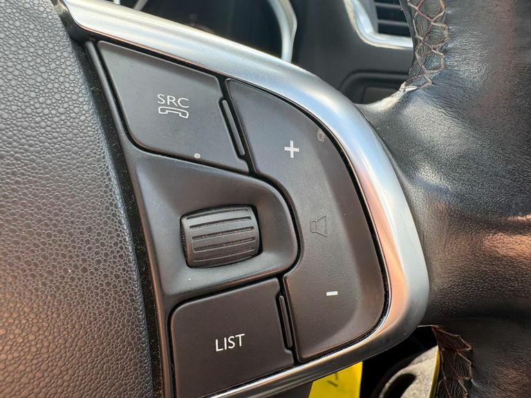 DS DS 4 Hatchback Black #24