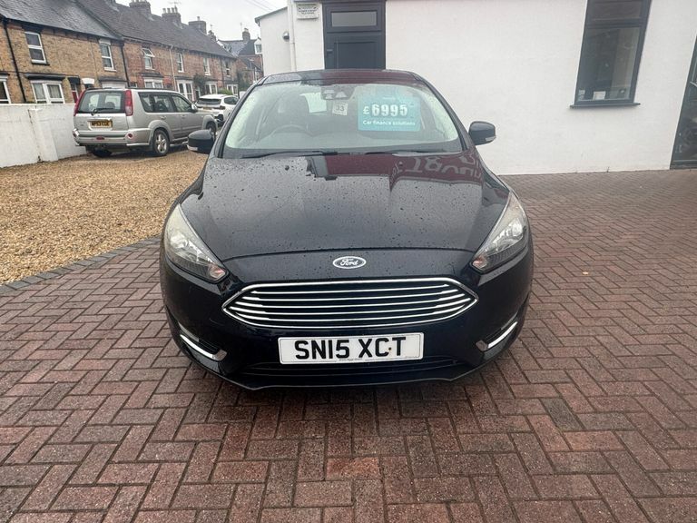 Ford Focus 1.0 Ecoboost Titanium Black