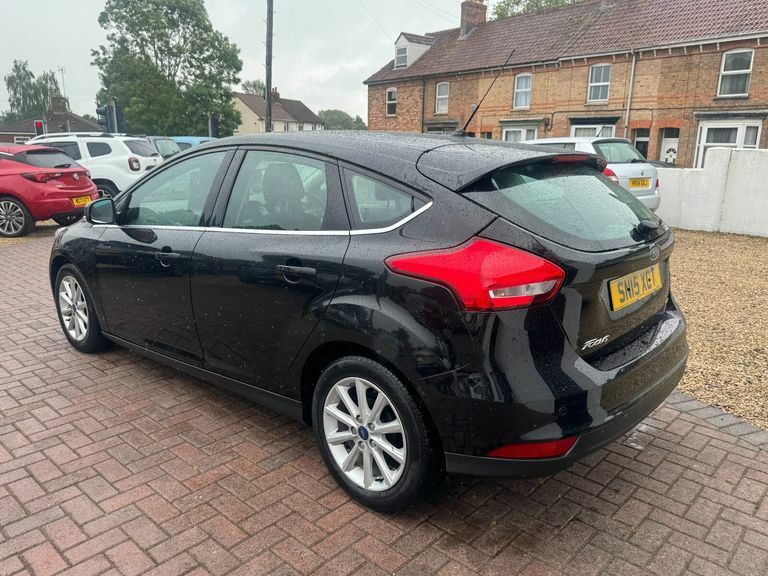 Ford Focus 1.0 Ecoboost Titanium SN15XCT Black #5