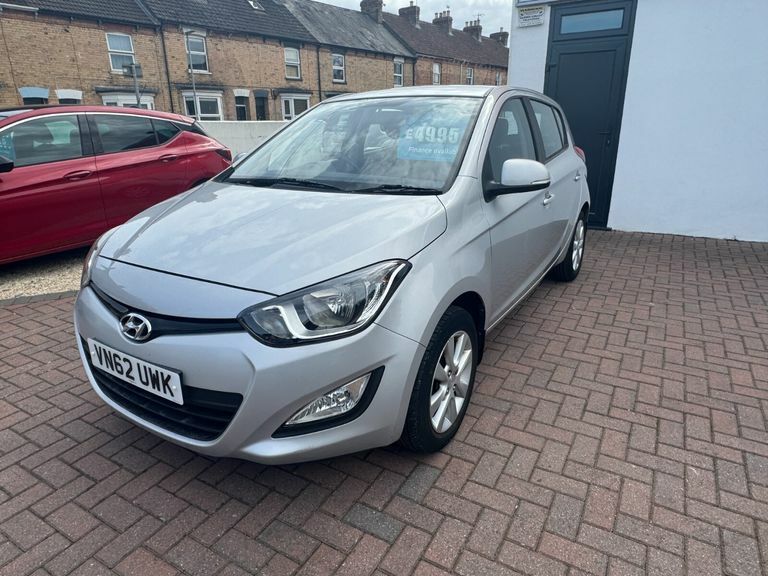 Hyundai I20 1.2 Active Silver #3