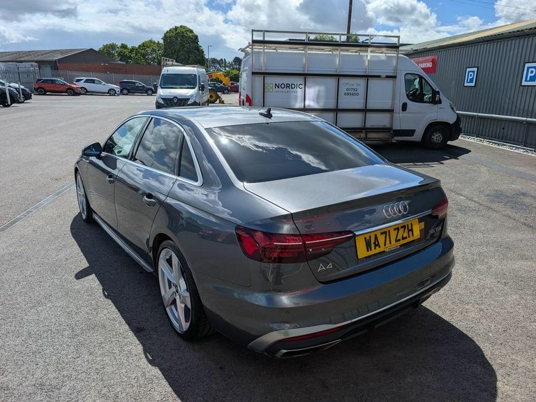 Audi A4 2.0 Tdi 35 S Line S Tronic Euro 6 Ss WA71ZZH  #2