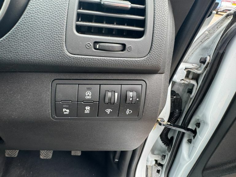 Kia Venga 1.6 3 Grey #24