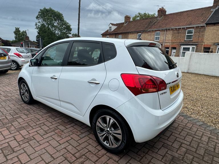 Kia Venga 1.6 4 Euro 6 Ss White #5