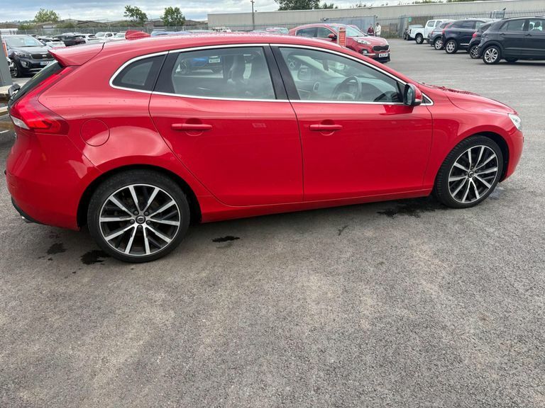 Volvo V40 2.0 D3 Inscription Euro 6 Ss #3