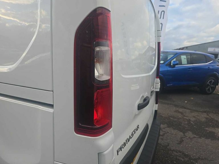 Nissan Primastar Swb Tekna L1h1 Grey #16