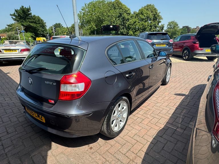 BMW 1 Series 2.0 118I Es Steptronic Grey #6