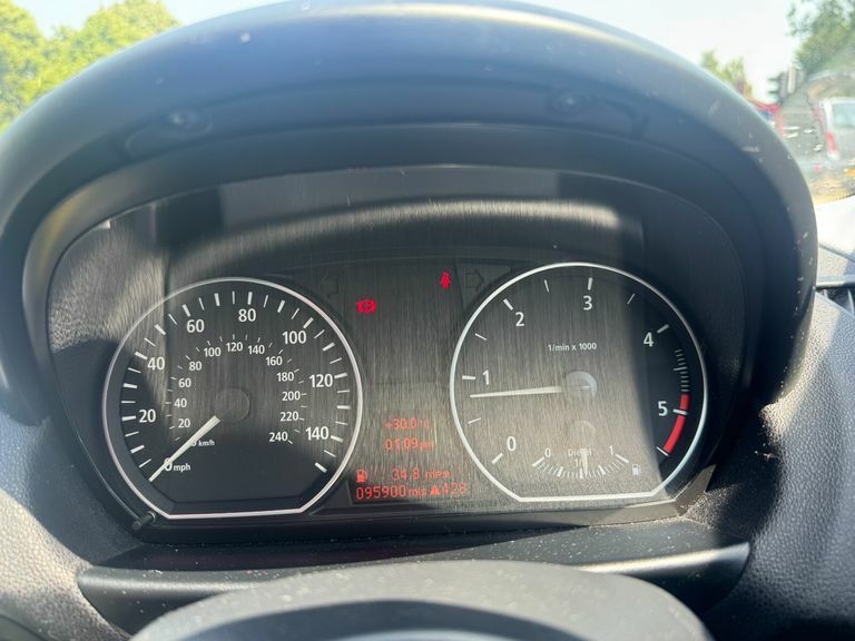 BMW 1 Series 2.0 118I Es Steptronic Grey #18