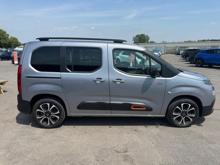 Citroen e-Berlingo 700 100Kw 50Kwh Crew Van Enterprise Pro  #8