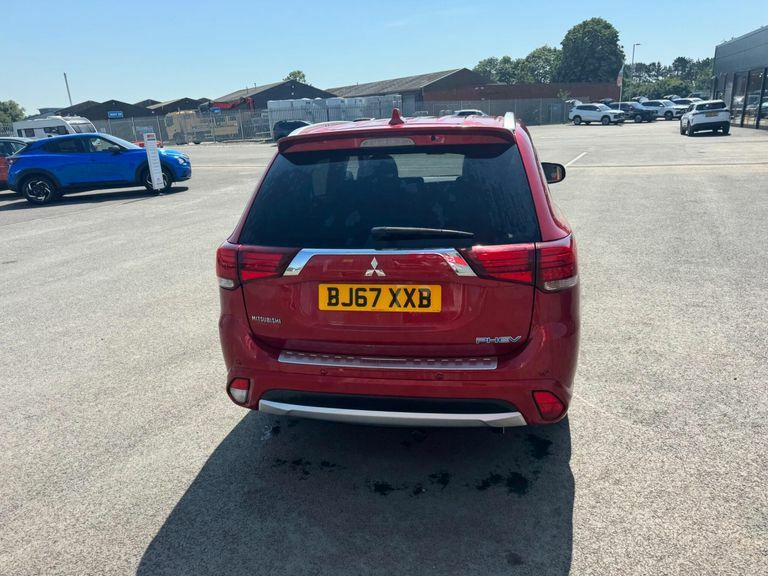 Mitsubishi Outlander 2.0H 12Kwh 5Hs Cvt 4Wd Euro 6 Ss  #5