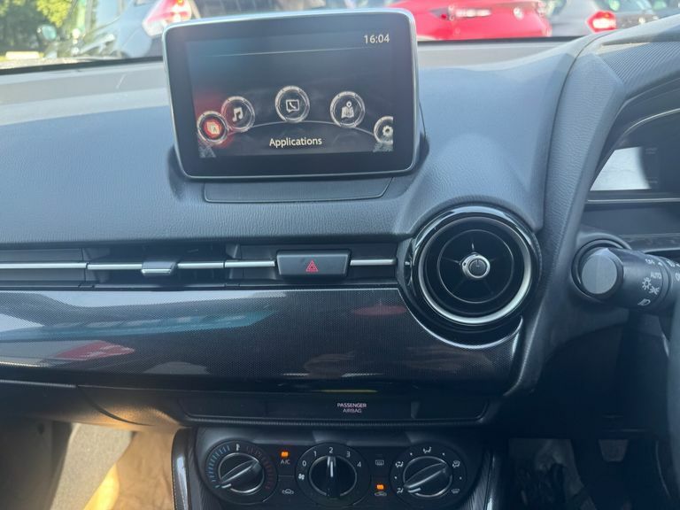 Mazda 2 1.5 Skyactiv-g Sports Launch Edition Euro 6 Ss  #31