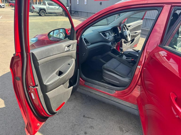 Hyundai Tucson Gdi Se Nav Blue Drive Red #9