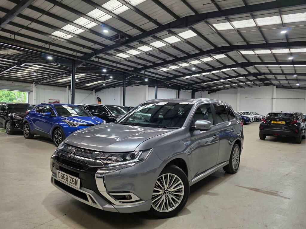 Mitsubishi Outlander 2.4H Twinmotor 13.8Kwh 4H Cvt 4Wd Euro 6 Ss Grey