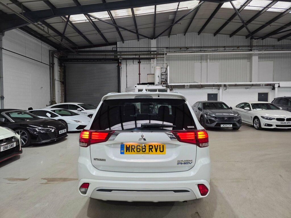 Mitsubishi Outlander 2.4H Twinmotor 13.8Kwh 4H Cvt 4Wd Euro 6 Ss WR68RVU White #4