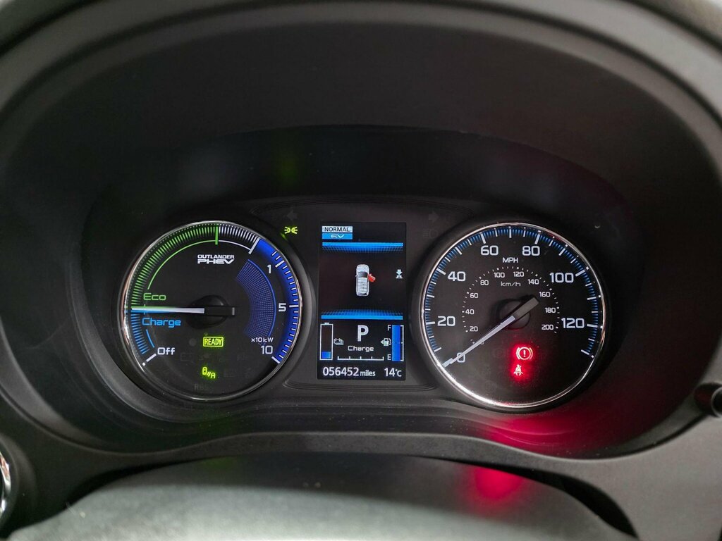 Mitsubishi Outlander 2.0 Exceed Cvt  #10