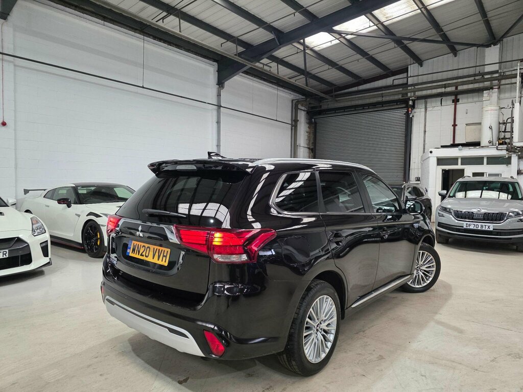 Mitsubishi Outlander 2.0 Exceed Cvt  #24