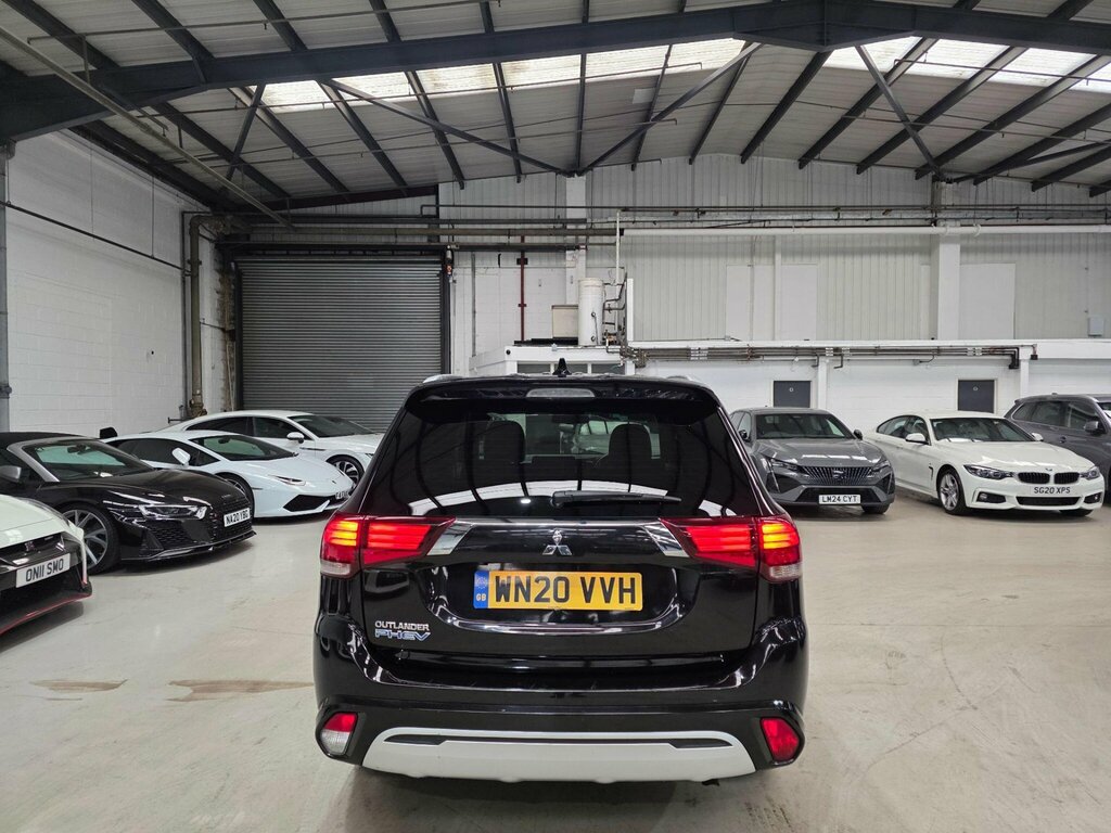 Mitsubishi Outlander 2.4H Twinmotor 13.8Kwh Dynamic Cvt 4Wd Euro 6 Ss Black #3
