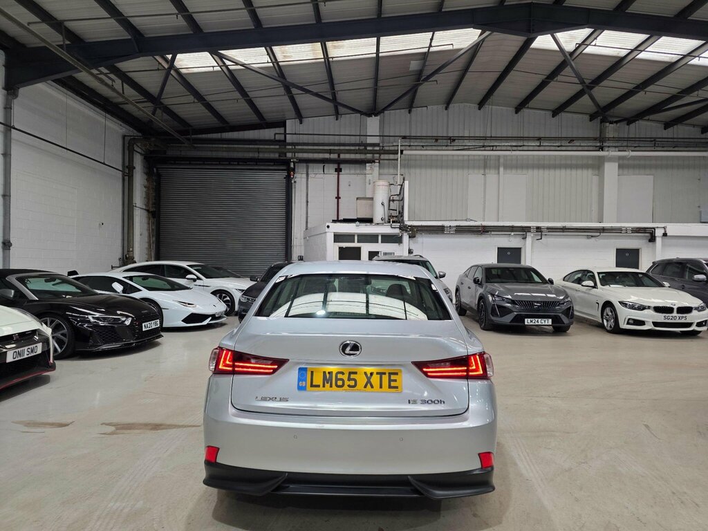 Lexus IS 2.5 300H Executive Edition E-cvt Euro 6 Ss Silver #3