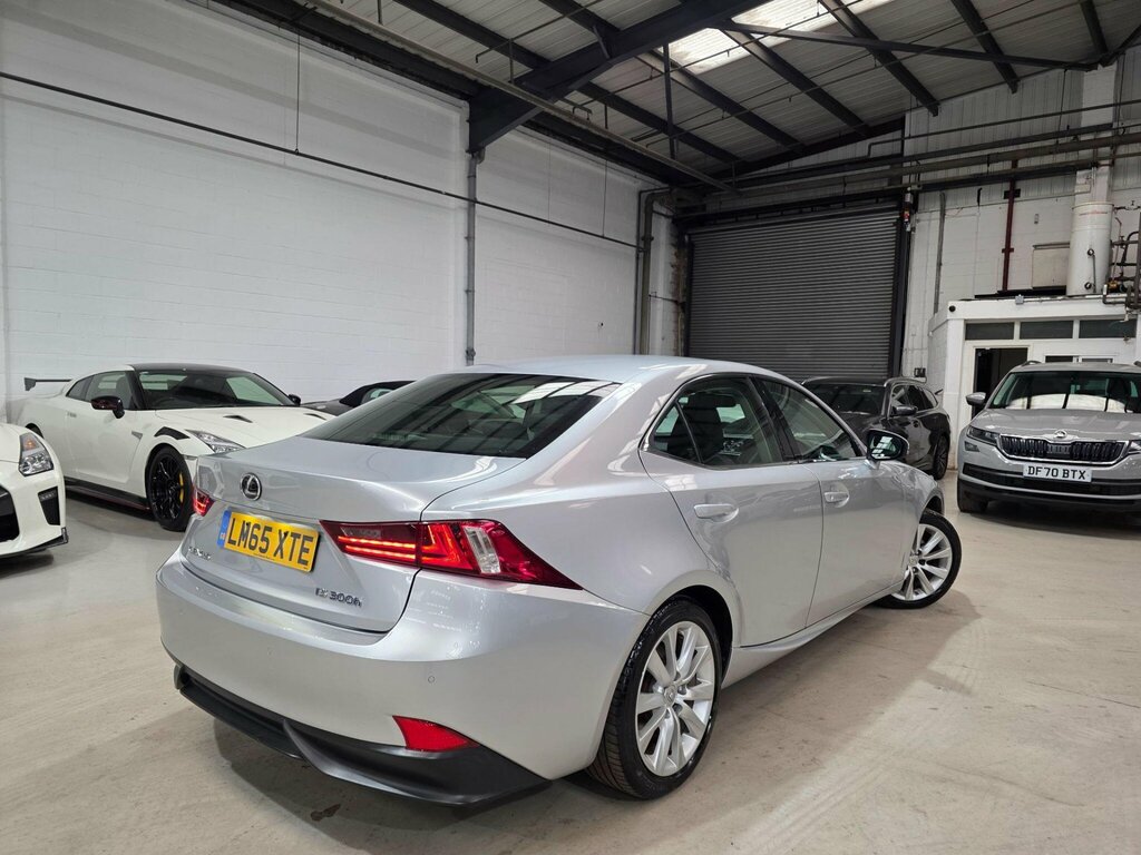 Lexus IS 2.5 300H Executive Edition E-cvt Euro 5 Ss Silver #22