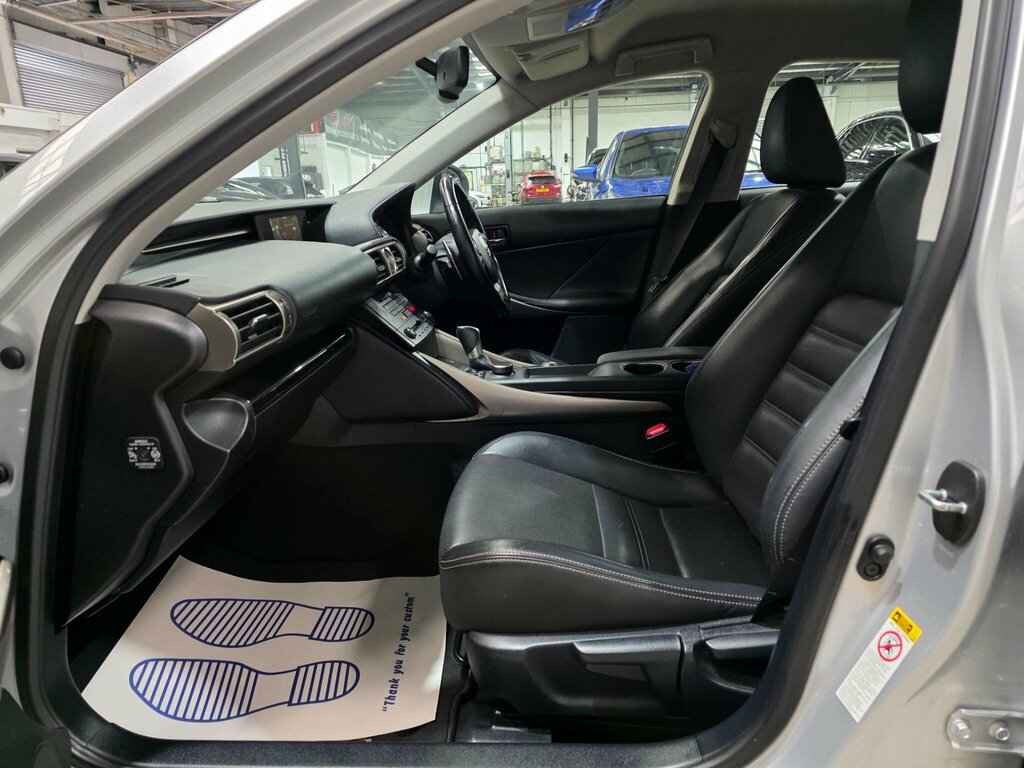 Lexus IS 2.5 300H Executive Edition E-cvt Euro 5 Ss Silver #21